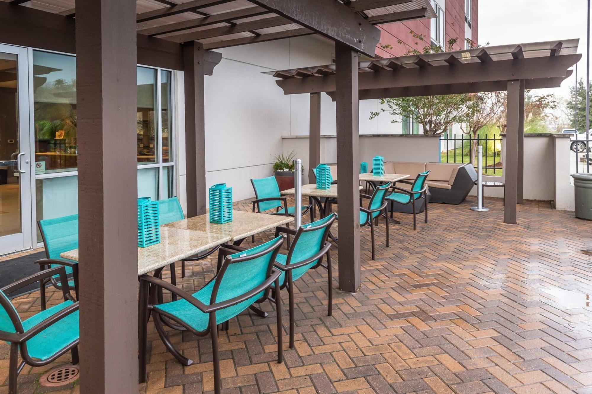 Springhill Suites By Marriott Houston Baytown Bagian luar foto
