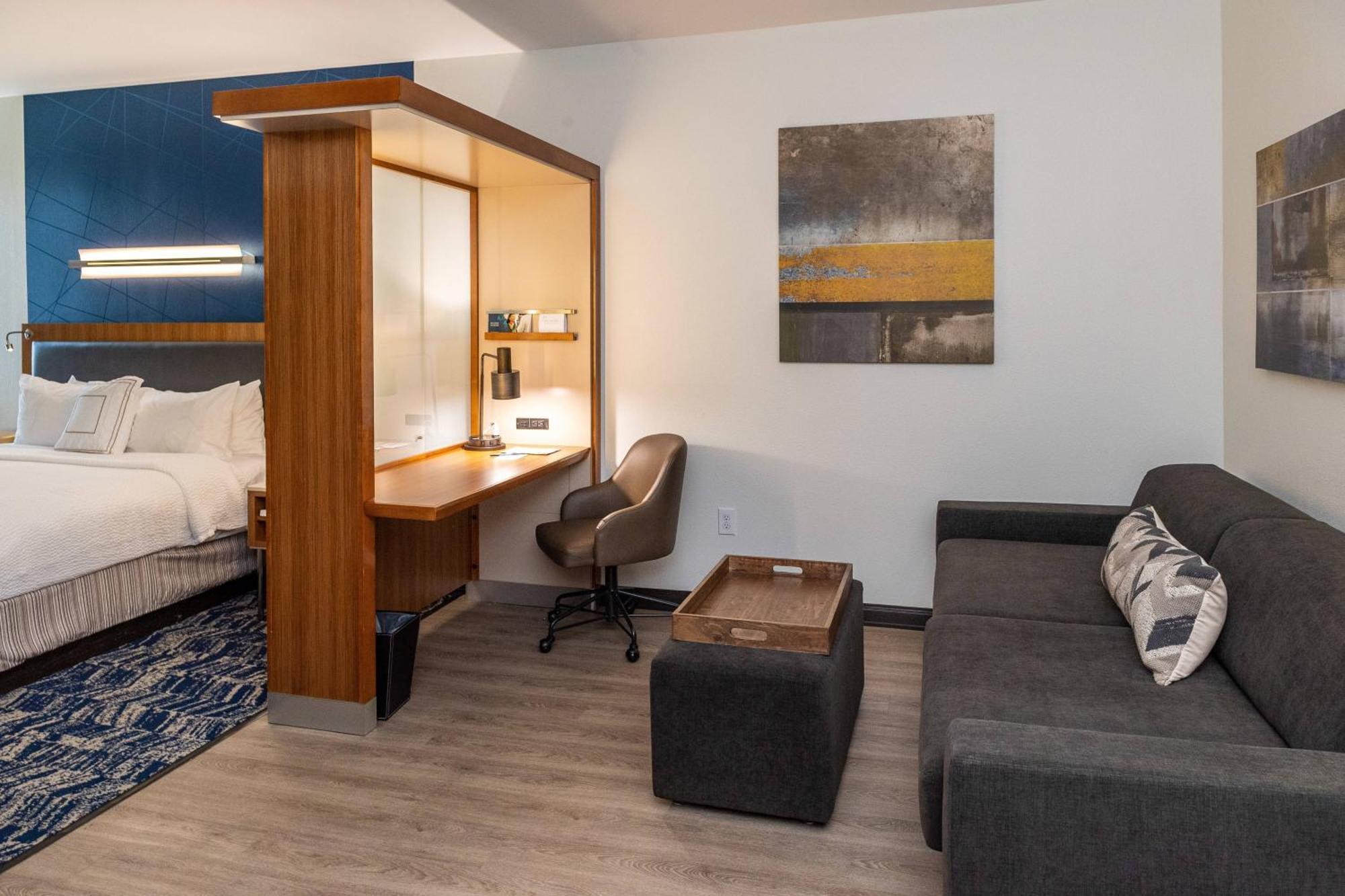 Springhill Suites By Marriott Houston Baytown Bagian luar foto