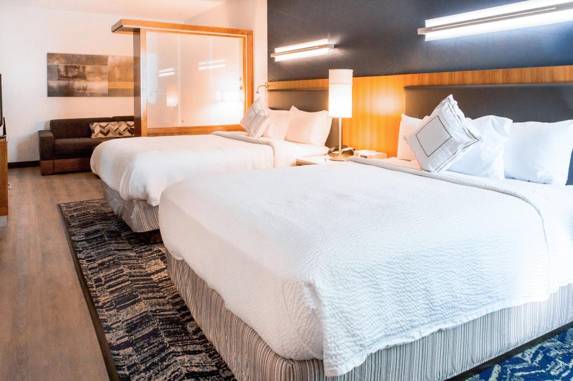 Springhill Suites By Marriott Houston Baytown Bagian luar foto