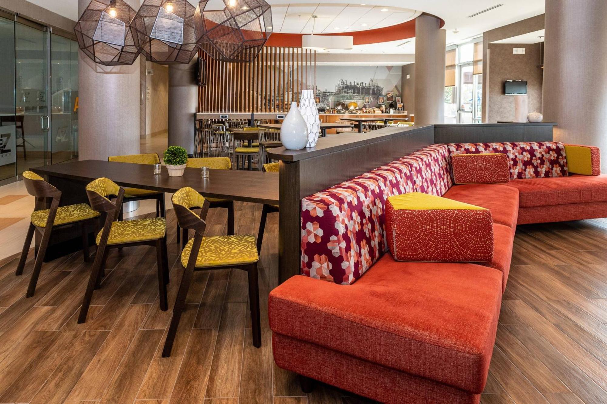 Springhill Suites By Marriott Houston Baytown Bagian luar foto
