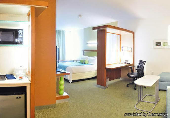 Springhill Suites By Marriott Houston Baytown Bagian luar foto